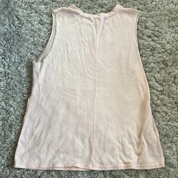 You’re a peach tank top - Picture 2 of 3
